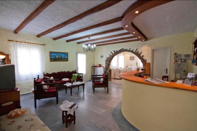 Agia Anna Hotel - Lobi