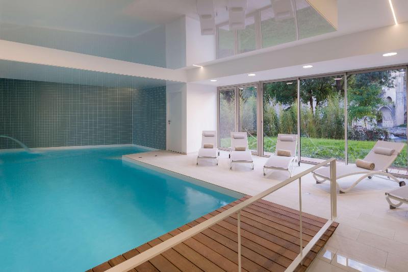 Best Western Plus Hotel Divona Cahors - Havuz