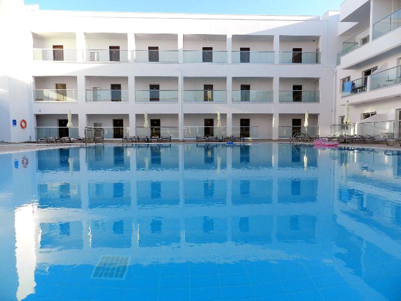 Evabelle Napa - Havuz