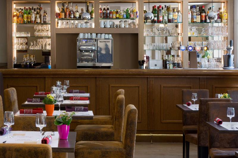 Best Western Blanche De Castille Dourdan - Restoran