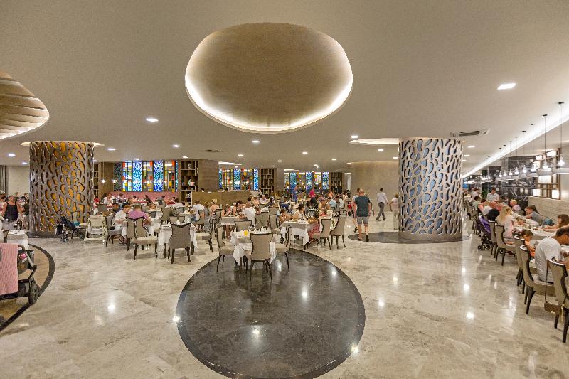 Royal Seginus - Restoran
