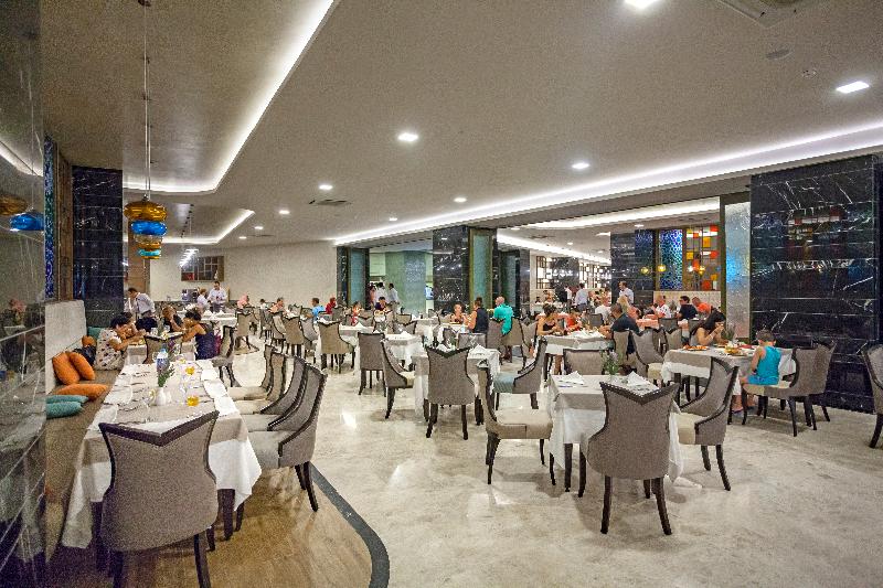 Royal Seginus - Restoran