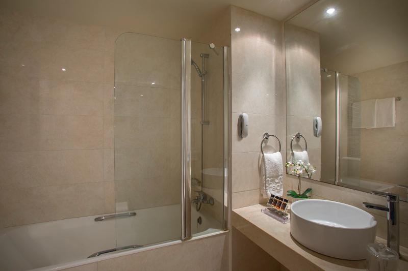Constantinos The Great Beach Hotel - Oda