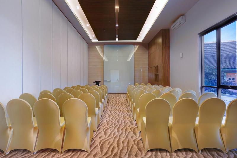 Aston Inn Mataram - Toplantı