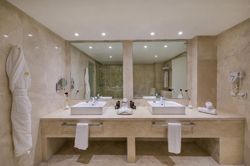 DoubleTree by Hilton Casablanca City Centre - Oda