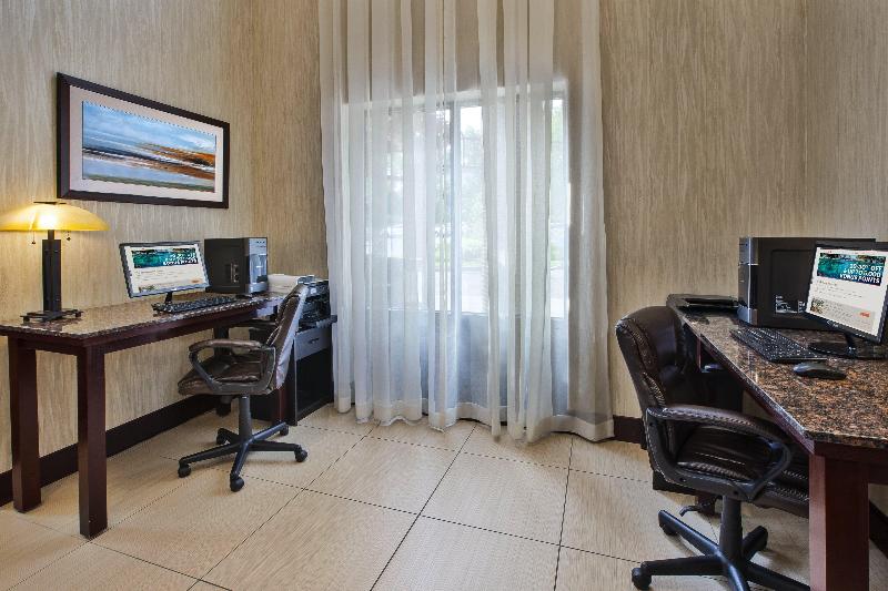 Holiday Inn Express & Suites Geneva Finger Lakes - Genel