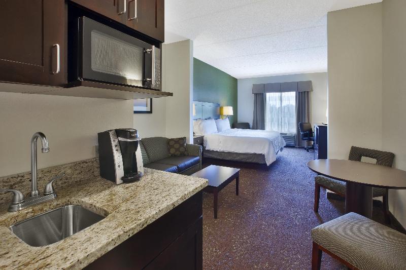 Holiday Inn Express & Suites Geneva Finger Lakes - Oda