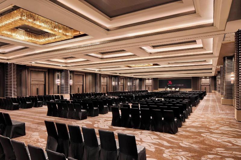 Marriott Marquis Bangkok Queen's Park - Toplantı