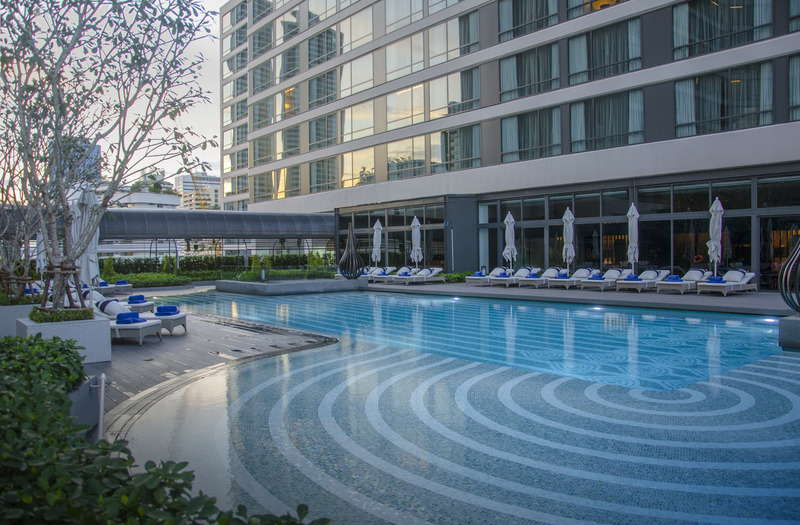 Marriott Marquis Bangkok Queen's Park - Havuz