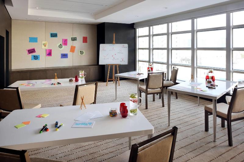 Marriott Hotel Downtown, Abu Dhabi - Toplantı