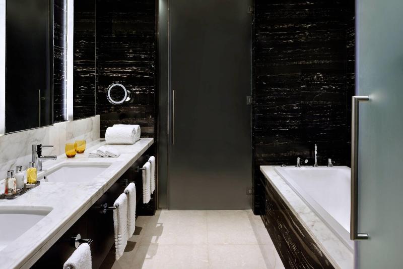 Marriott Hotel Downtown, Abu Dhabi - Oda