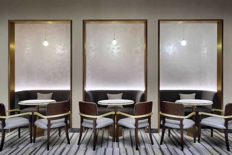 Marriott Hotel Downtown, Abu Dhabi - Restoran