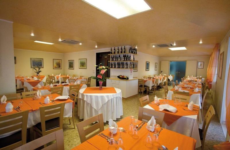 Villa STELLA MATTUTINA Holiday house No.1 - Restoran