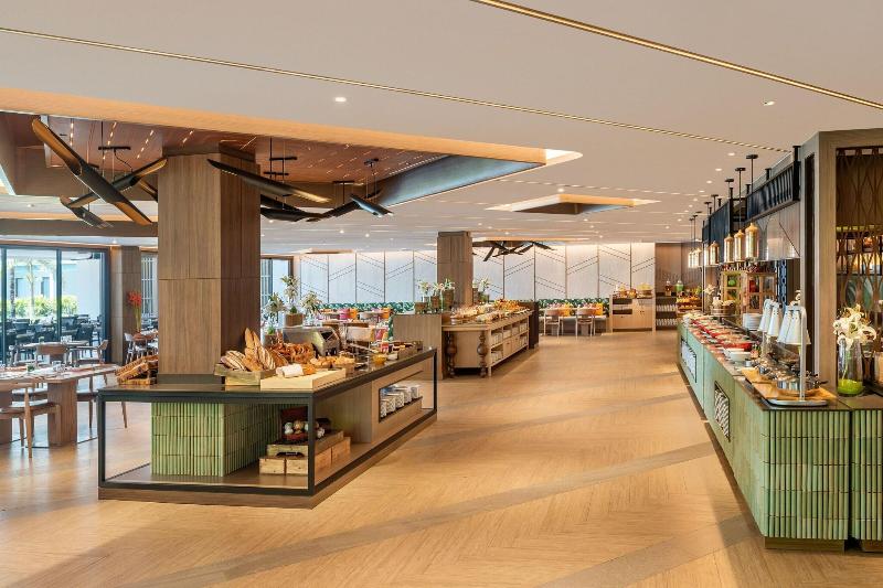 Le Meridien Khao Lak Resort & Spa - Restoran