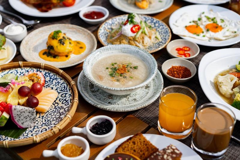 Le Meridien Khao Lak Resort & Spa - Restoran