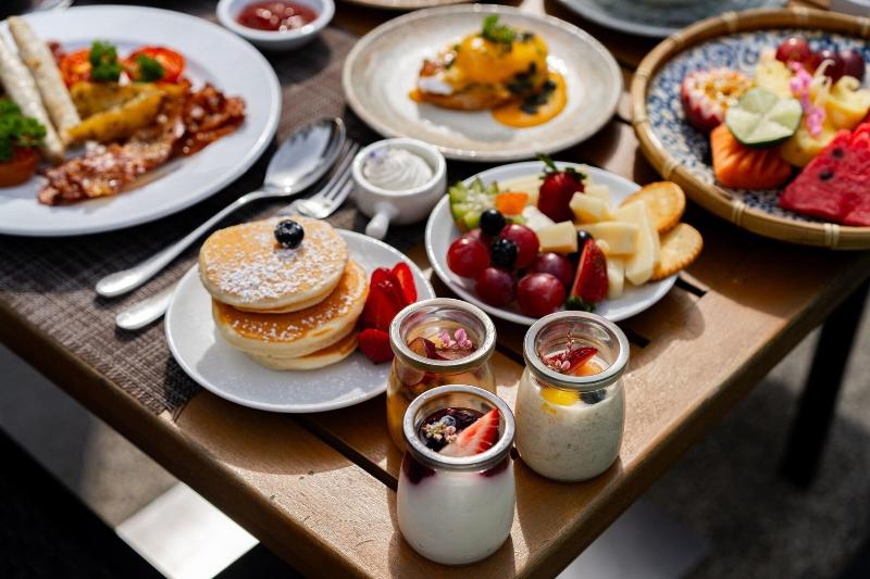 Le Meridien Khao Lak Resort & Spa - Restoran