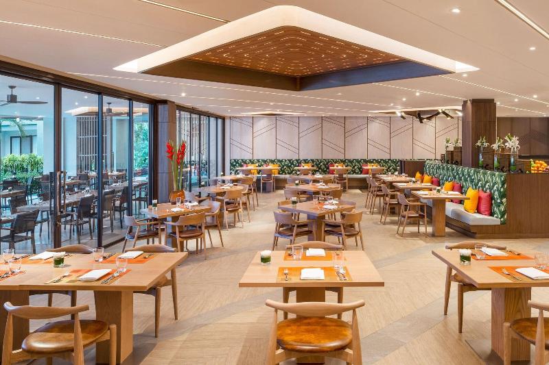 Le Meridien Khao Lak Resort & Spa - Restoran