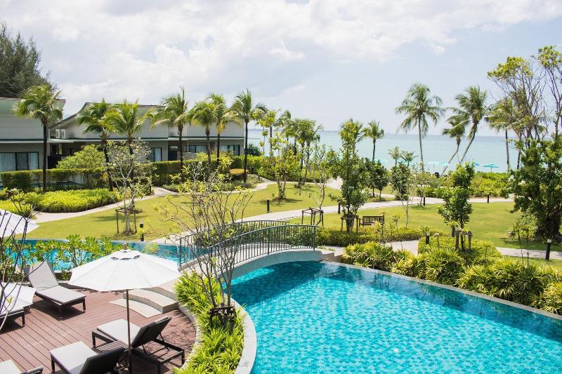 Le Meridien Khao Lak Resort & Spa - Teras