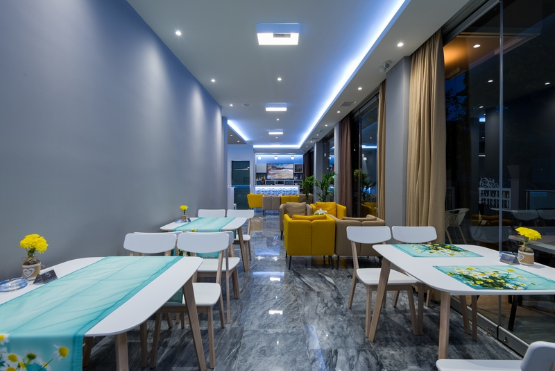 Olympia Hotel - Lobi