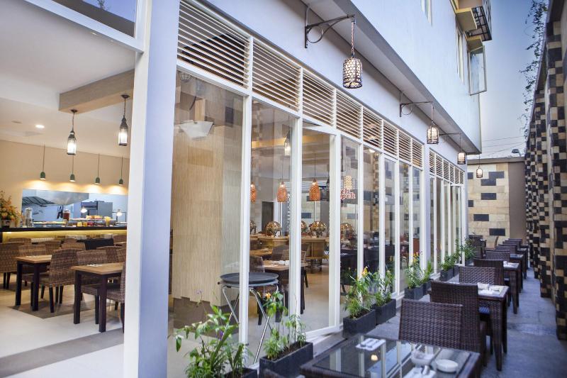 LAMORA Sagan Yogyakarta - Restoran