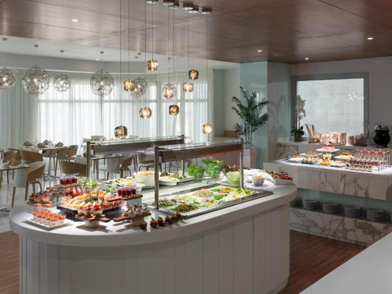Novotel Jeddah Tahlia Street - Restoran