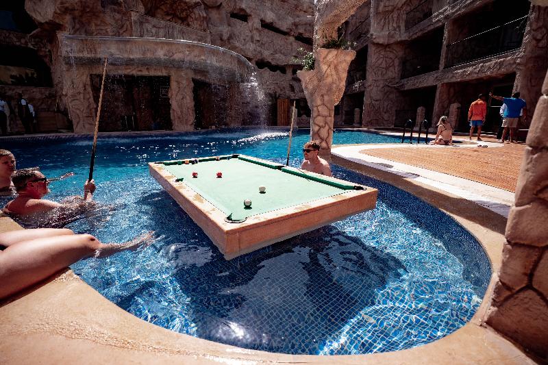 Caves Beach Resort Hurghada - Havuz
