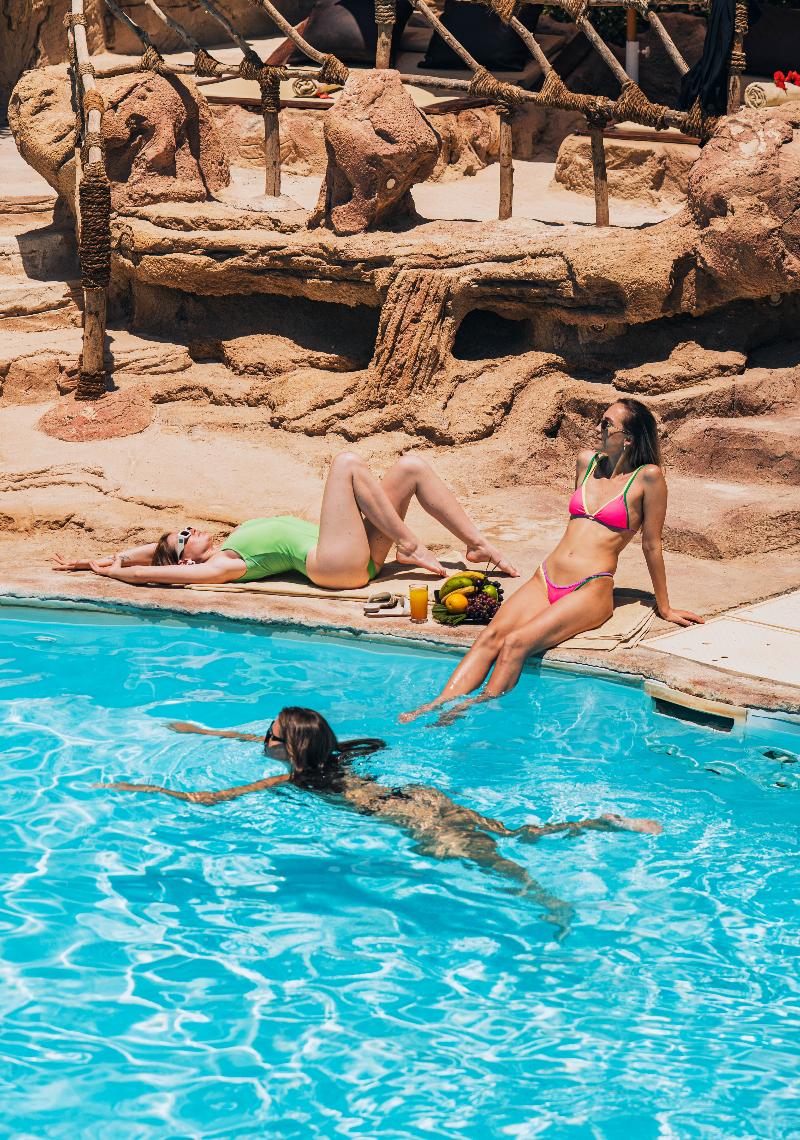 Caves Beach Resort Hurghada - Havuz