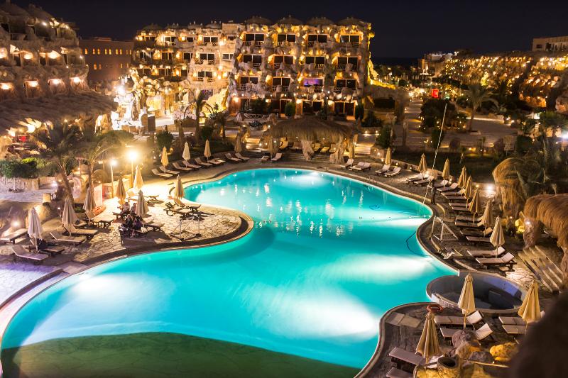 Caves Beach Resort Hurghada - Havuz