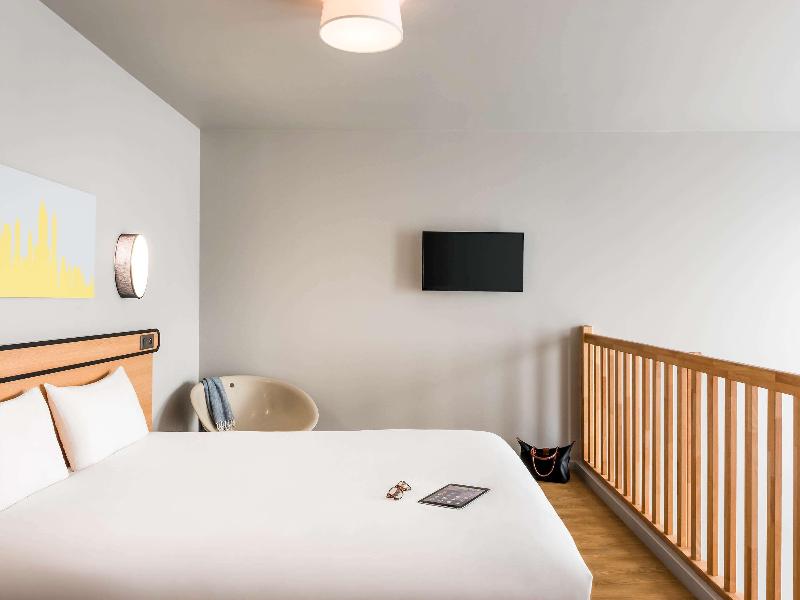 Adagio Access Colombes La Defense - Oda