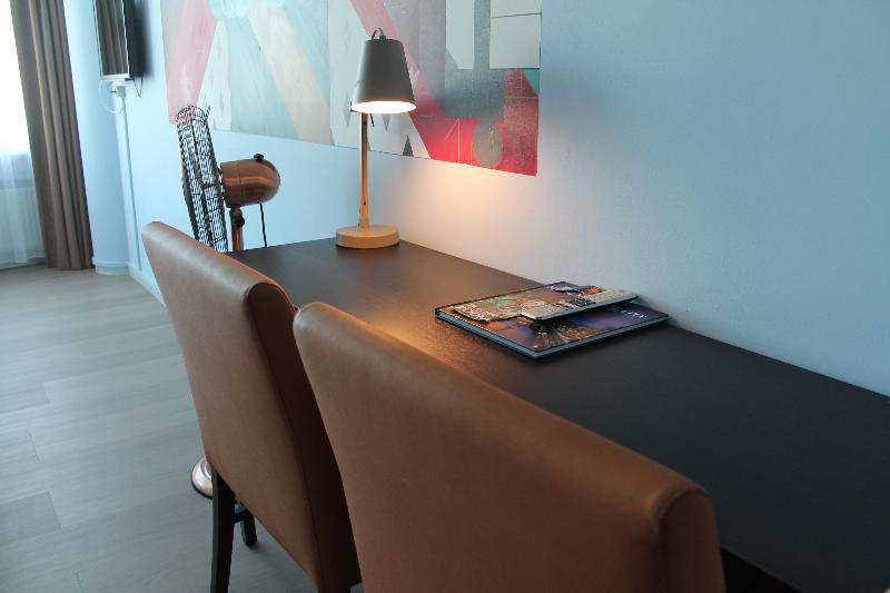 The Hague Teleport Hotel - Genel