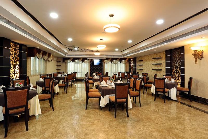 Royal Grand Suite Hotel - Restoran