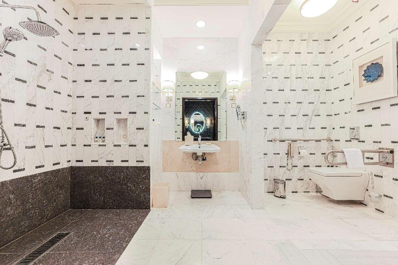 Kempinski Al Othman Hotel  Al Khobar - Oda