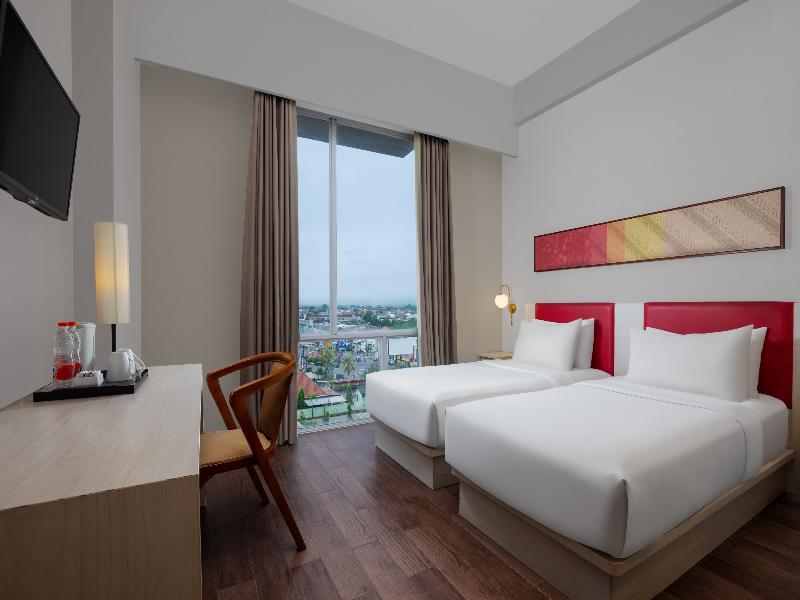 Amandaru Hotel Pekalongan - Oda