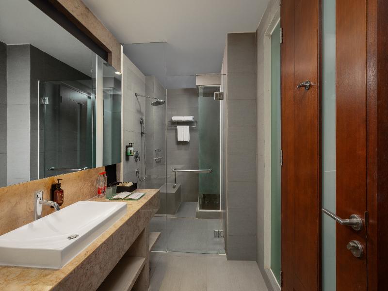 Amandaru Hotel Pekalongan - Oda