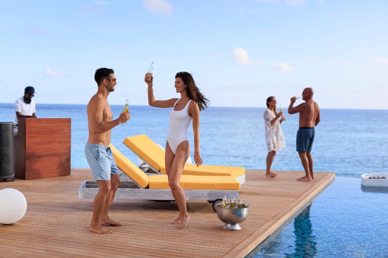 Mercure Maldives Kooddoo Resort - Oda