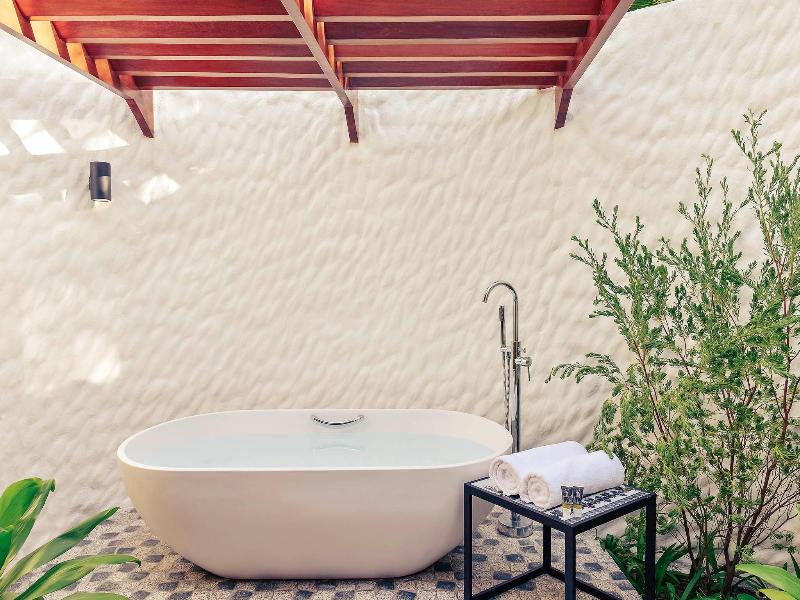 Mercure Maldives Kooddoo Resort - Oda