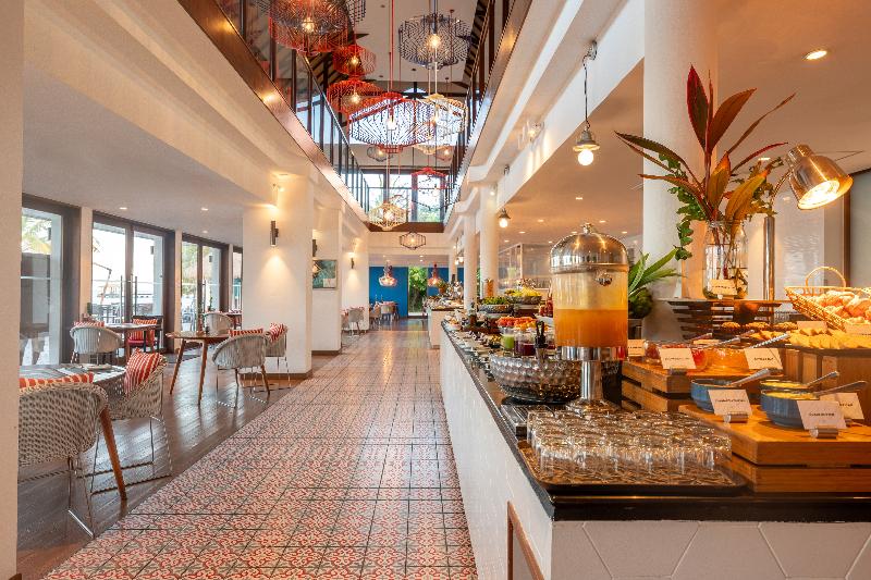 Mercure Maldives Kooddoo Resort - Restoran