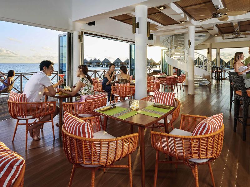Mercure Maldives Kooddoo Resort - Restoran