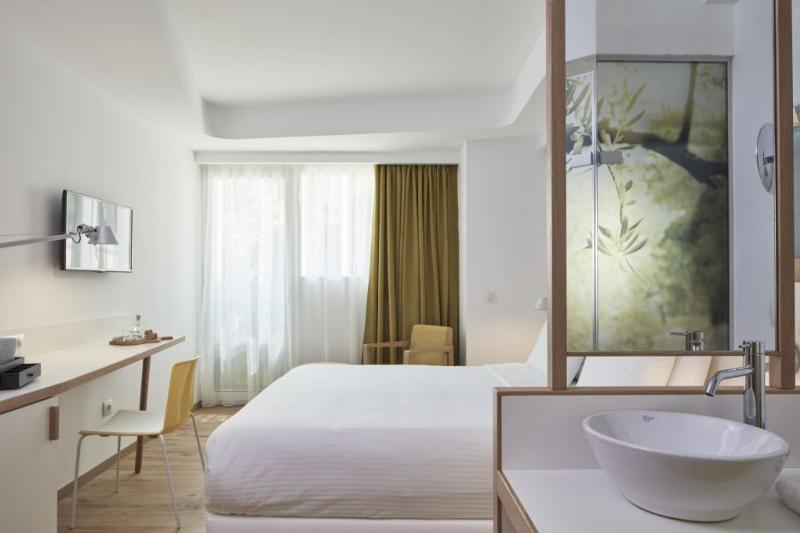 Olive Green Hotel - Oda