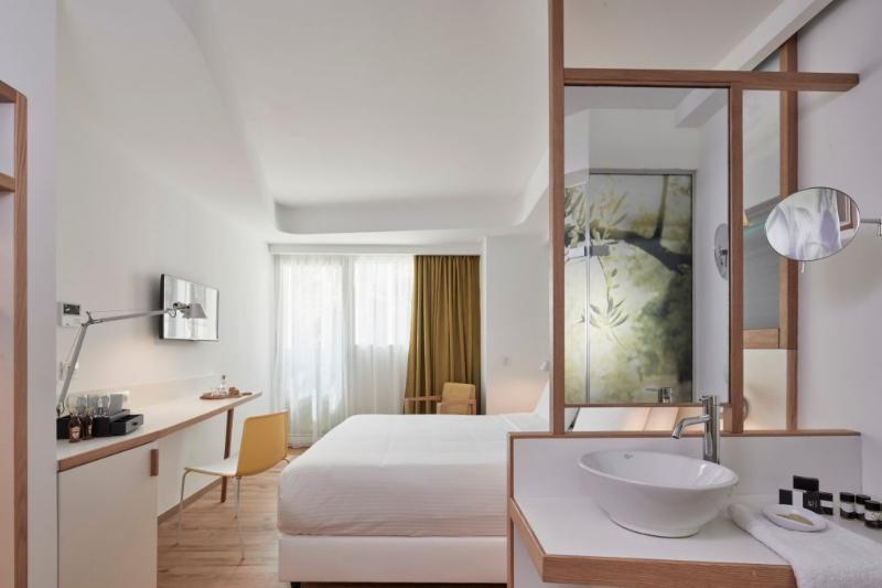 Olive Green Hotel - Oda