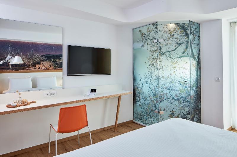 Olive Green Hotel - Oda