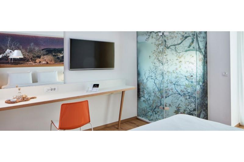 Olive Green Hotel - Oda