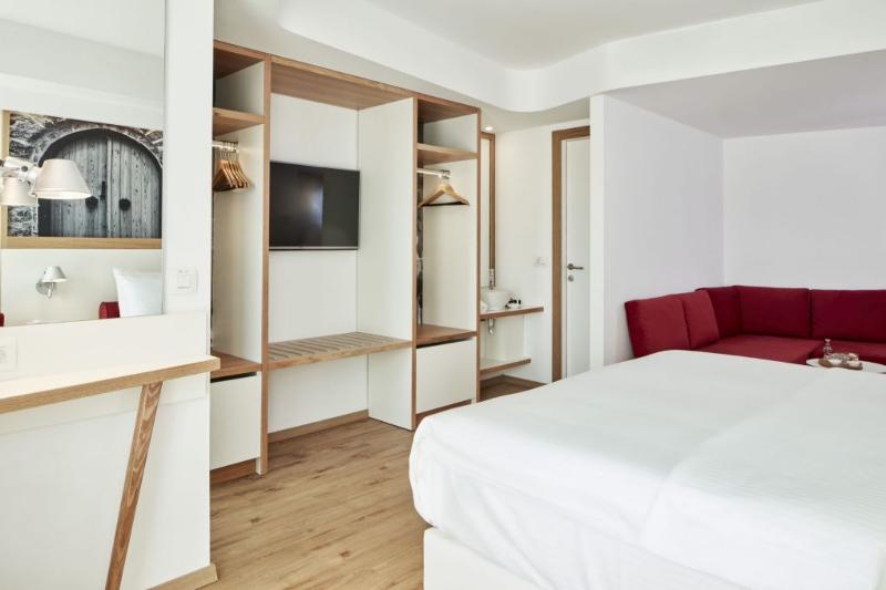 Olive Green Hotel - Oda