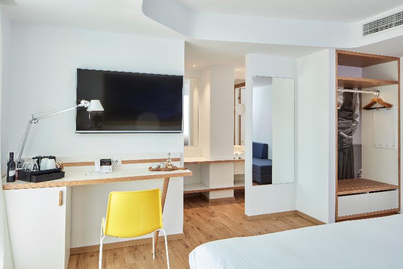 Olive Green Hotel - Oda