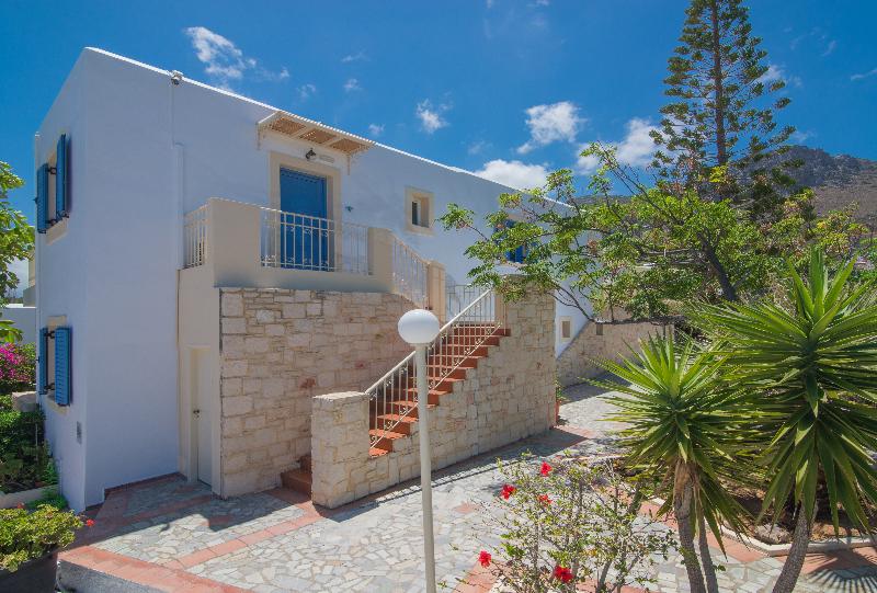 Lofos Apartments - Genel