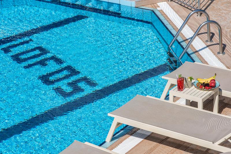 Lofos Apartments - Havuz