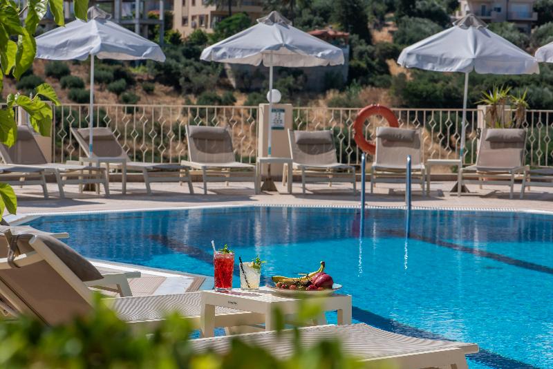 Lofos Apartments - Havuz