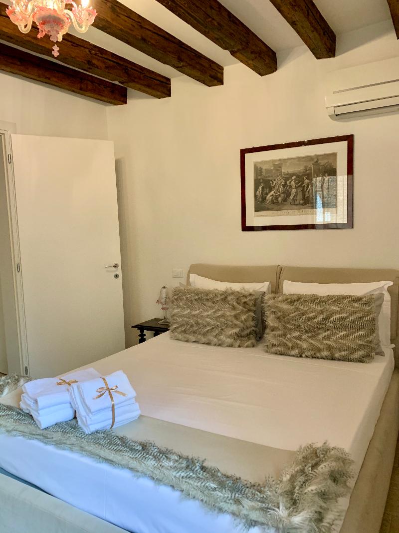 B&B Fortuny - Oda