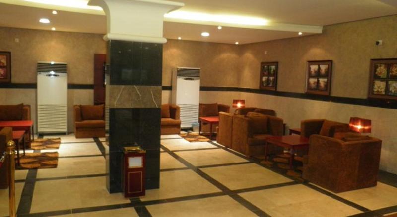 Almuhaidb Nadwa - Restoran