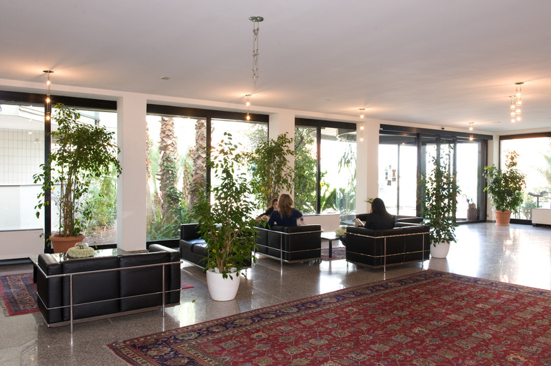 Hotel90 - Lobi